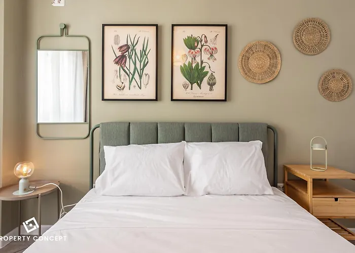 Central Spacious Apartment 513